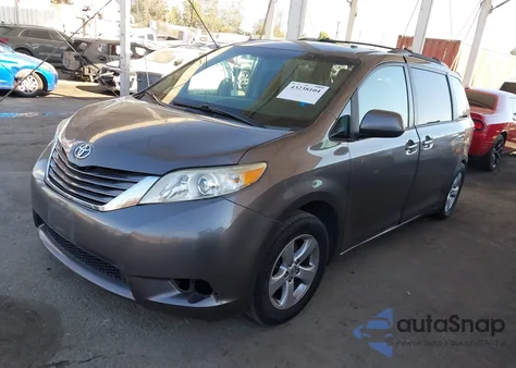 2015 Toyota Sienna Le 8 Passenger from USA, damaged, VIN 5TDKK3DC8FS643145